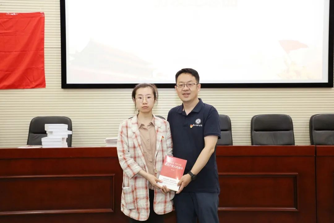 ce03ad4e072d4a1796e883a49e46d816.jpg ce03ad4e072d4a1796e883a49e46d816.jpg