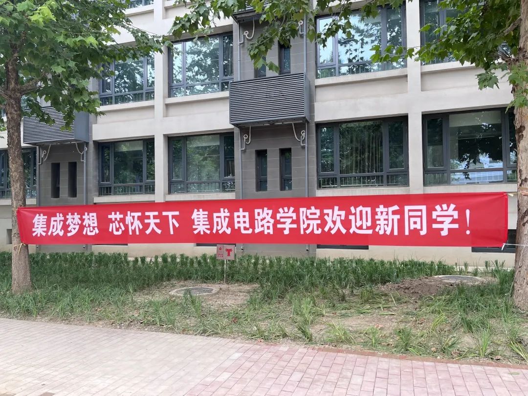 c8aca0d768a946ca8e2cb599a4637898.jpg c8aca0d768a946ca8e2cb599a4637898.jpg