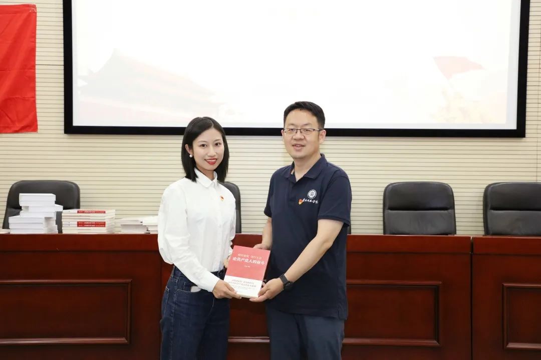 82c915d739aa4269a784f0d72e03dc2b.jpg 82c915d739aa4269a784f0d72e03dc2b.jpg