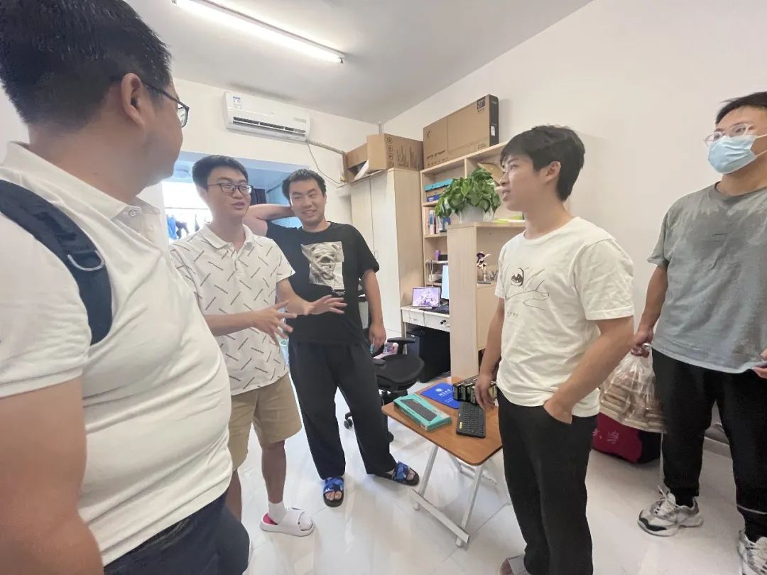 f565deaf3ba148f49542a918ba4831d0.jpg f565deaf3ba148f49542a918ba4831d0.jpg