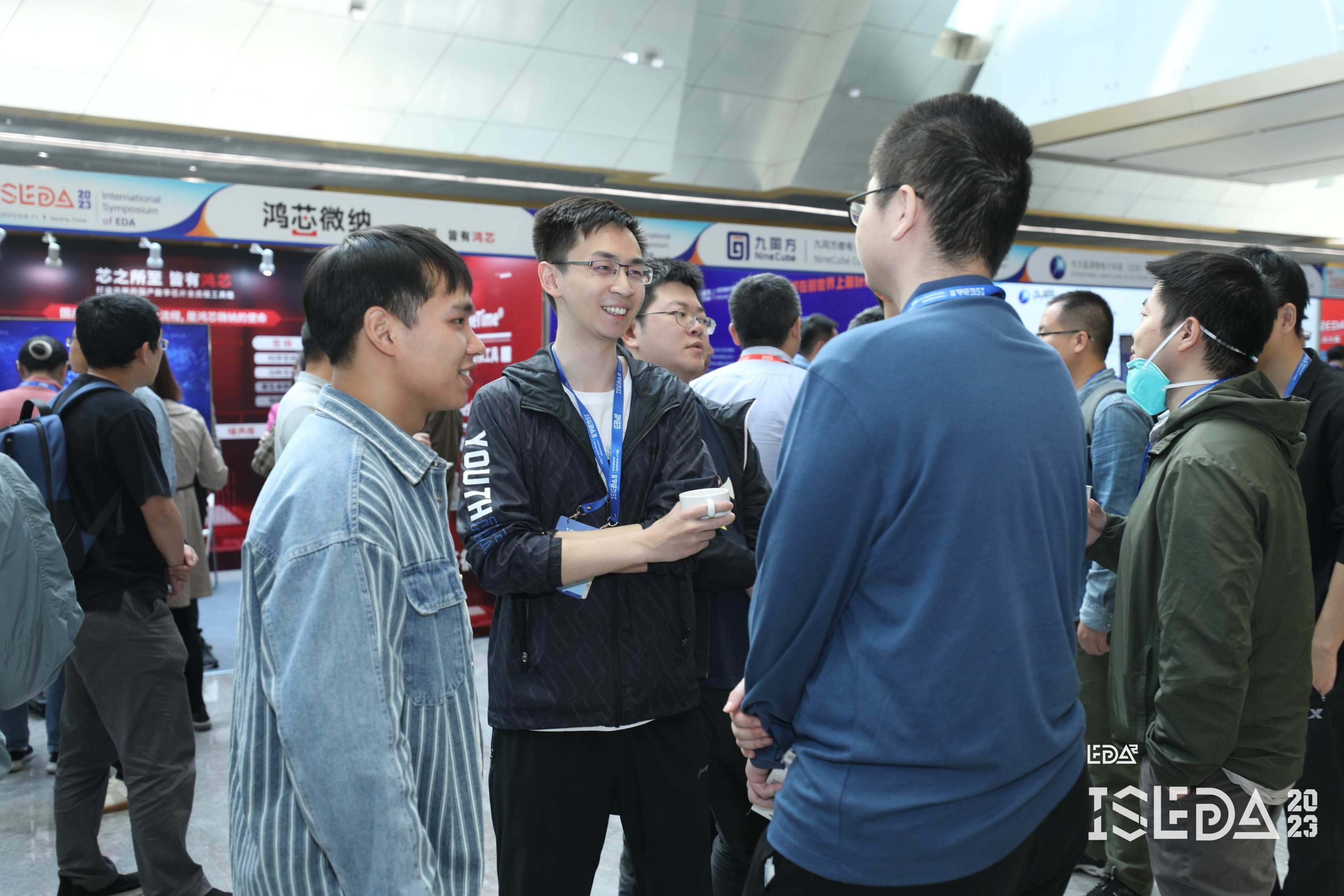 c58c664b63744d119b8b8e69a385eaea.jpg c58c664b63744d119b8b8e69a385eaea.jpg