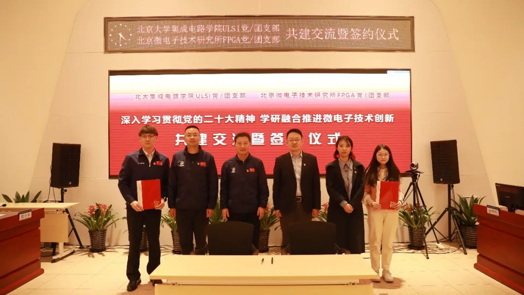 0993e7c4770f49fda586bf7eac4d9567.jpg 0993e7c4770f49fda586bf7eac4d9567.jpg