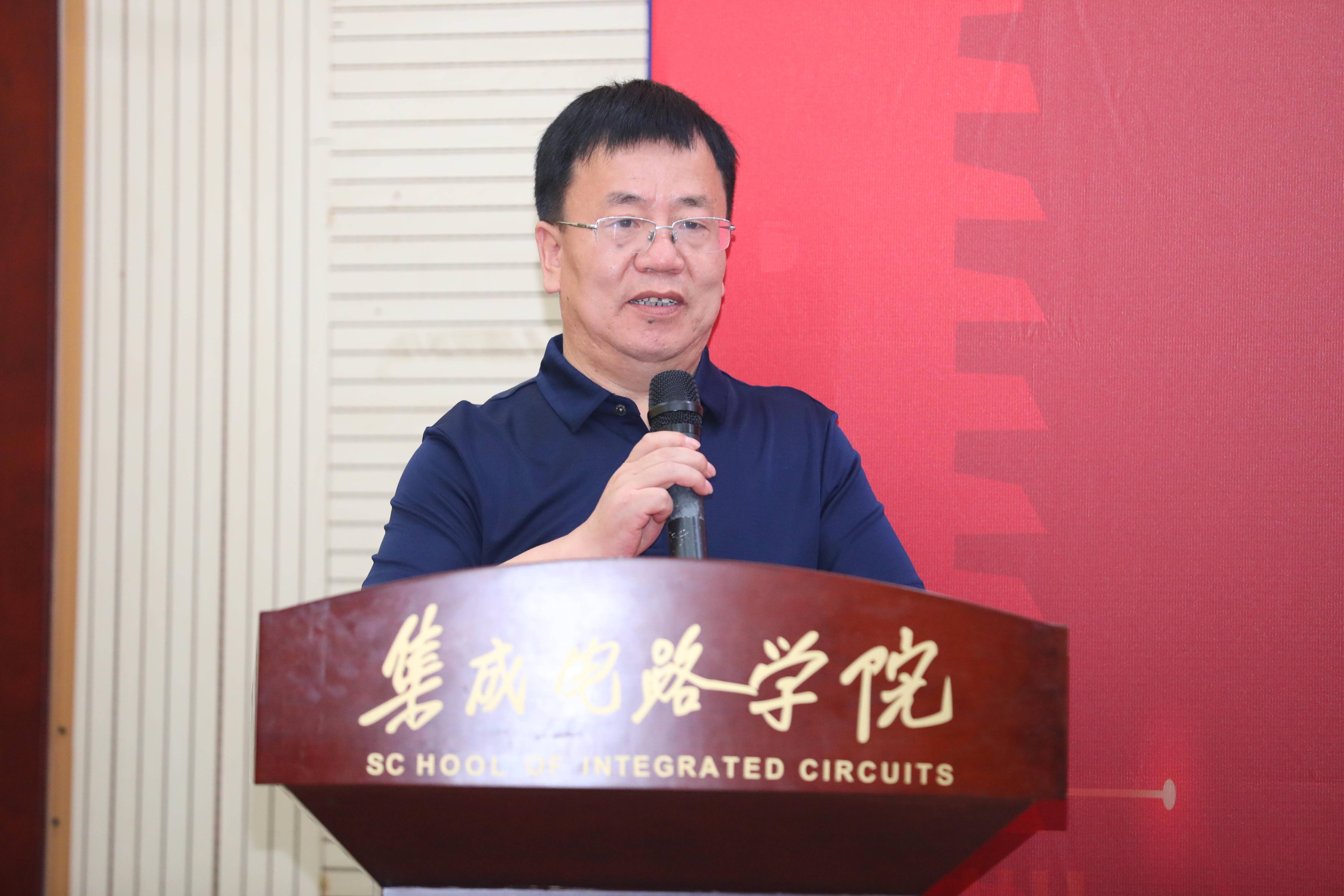 b3b422e1889c439aa9361df67dc4e27f.jpg b3b422e1889c439aa9361df67dc4e27f.jpg